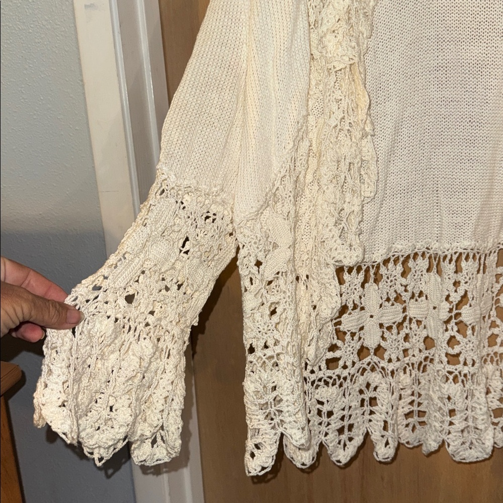 Vintage Nine West Cream Lace Crochet Cardigan Sweater Detaoled Trim - Picture 3 of 5